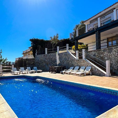 فيلا Vivalidays Casa Ricardo Sant Cebrià de Vallalta المظهر الخارجي الصورة