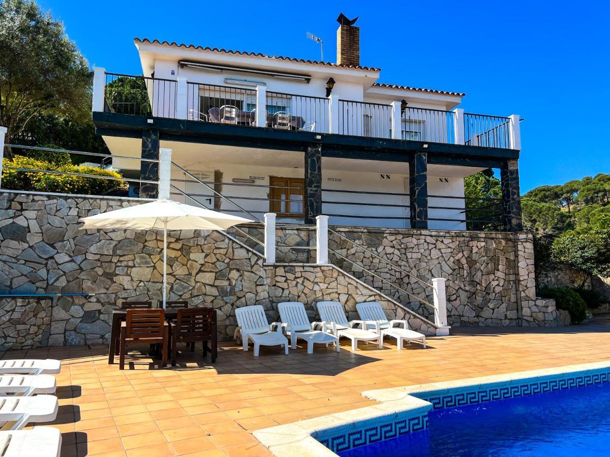 فيلا Vivalidays Casa Ricardo Sant Cebrià de Vallalta المظهر الخارجي الصورة
